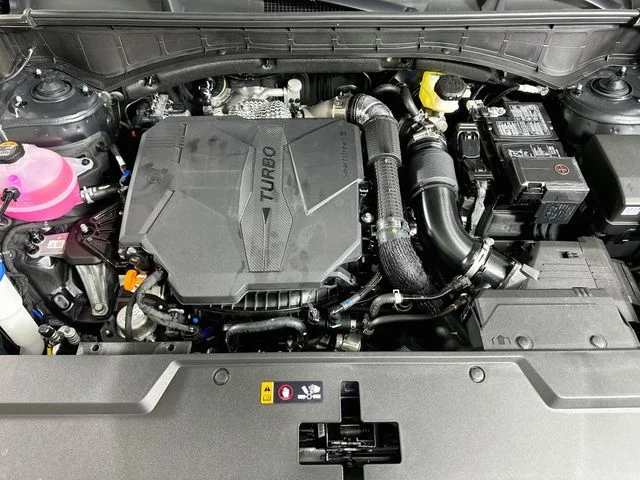 New 2027 Hyundai SANTA FE SE