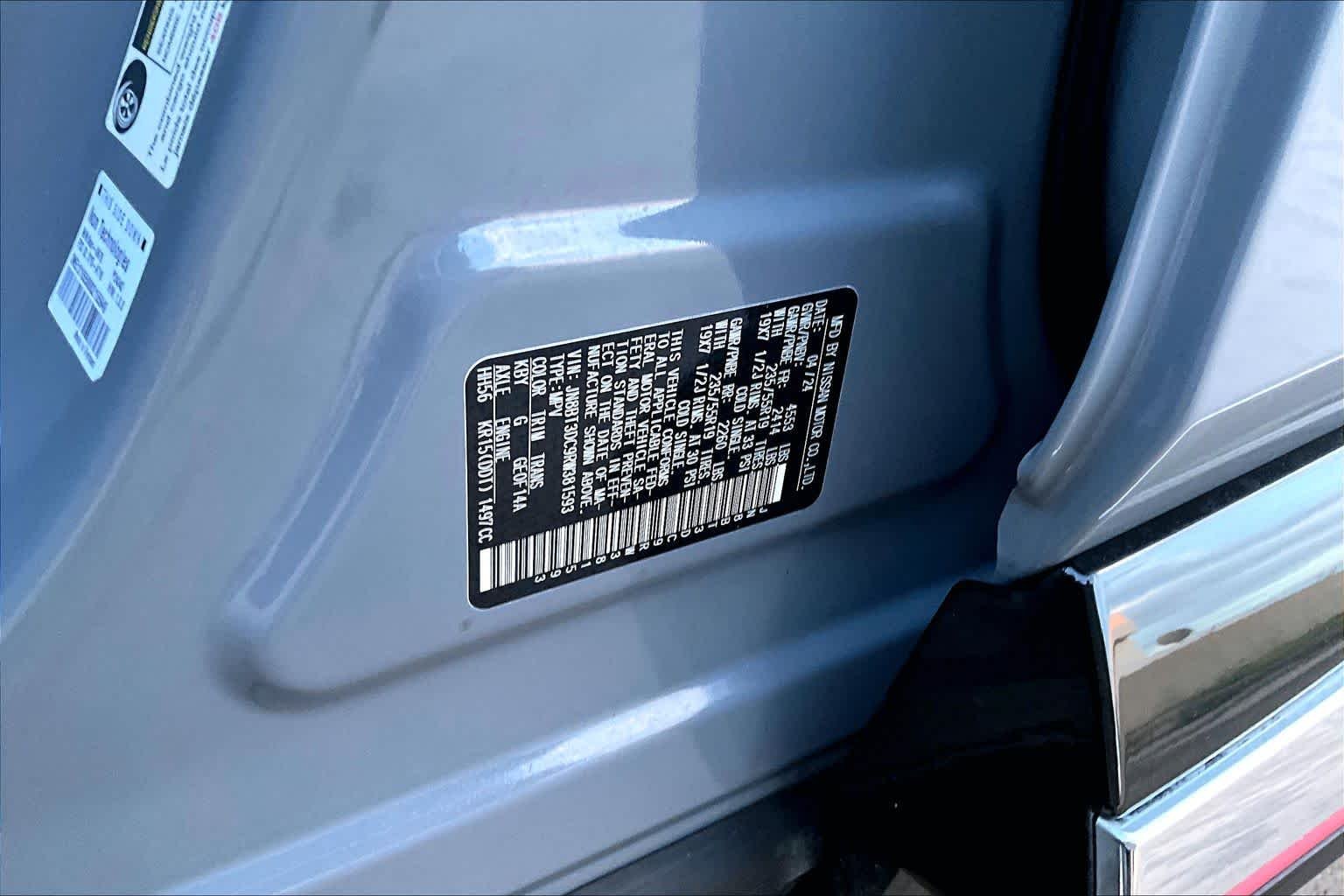 Used 2024 Boulder Gray Pearl Nissan Platinum image 36