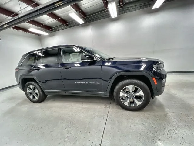 Used 2024 Black Jeep 4xe image 9