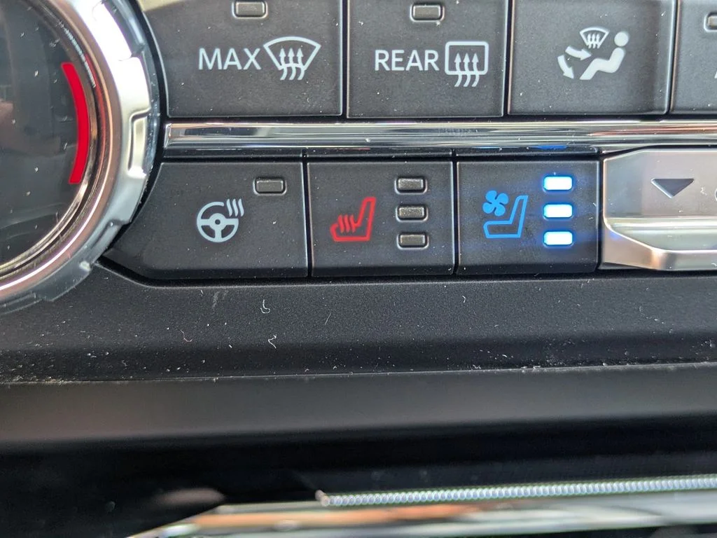 New 2026 Carbonized Gray Metallic Ford Lariat image 26
