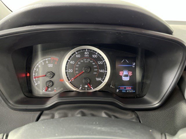 Certified Used 2022 Pearl Toyota SE image 18