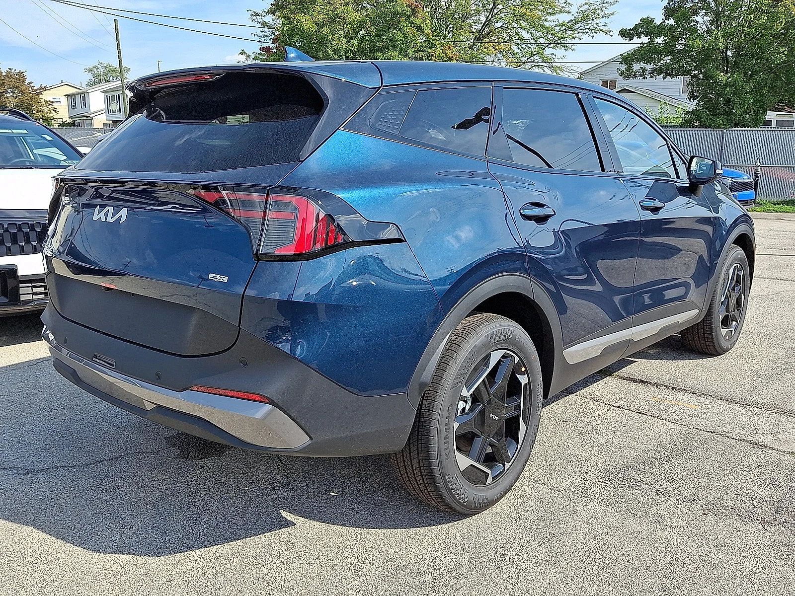 New 2027 Blue Kia S image 7