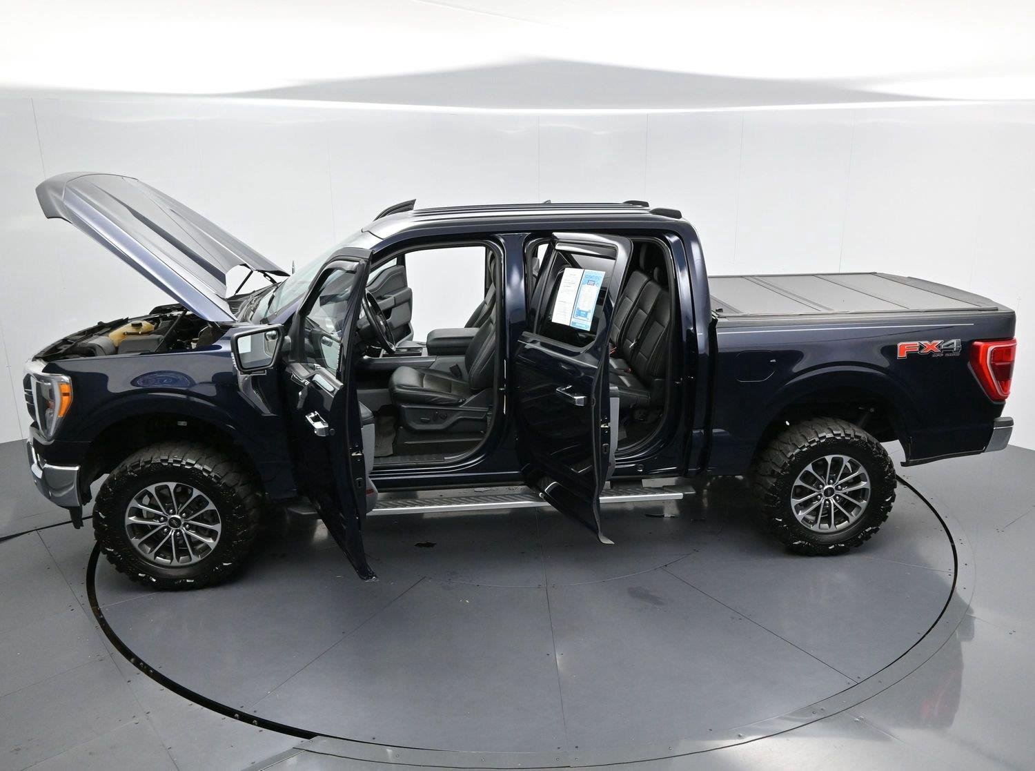 Used 2022 Antimatter Blue Ford XLT image 39