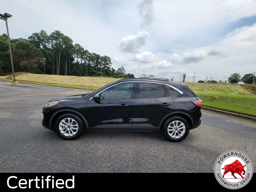 Used 2020 Black Ford SE image 2