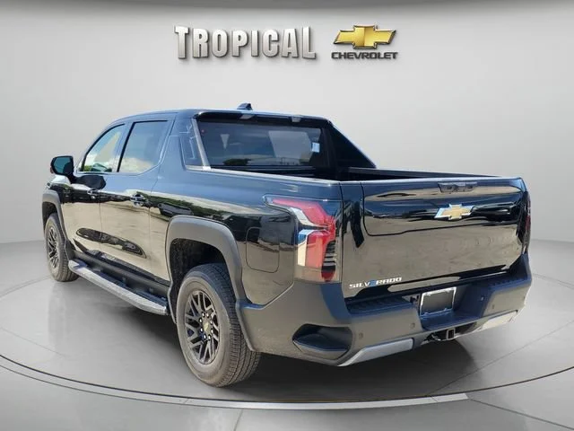 New 2026 Black Chevrolet LT - Extended Range image 3