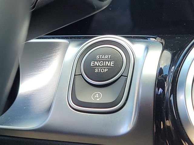 Certified Used 2023  Mercedes-Benz GLB 250 image 26