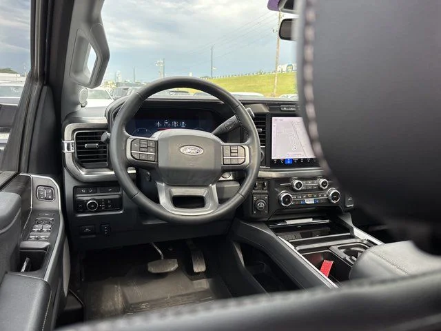 Used 2024 White Ford Lariat image 20