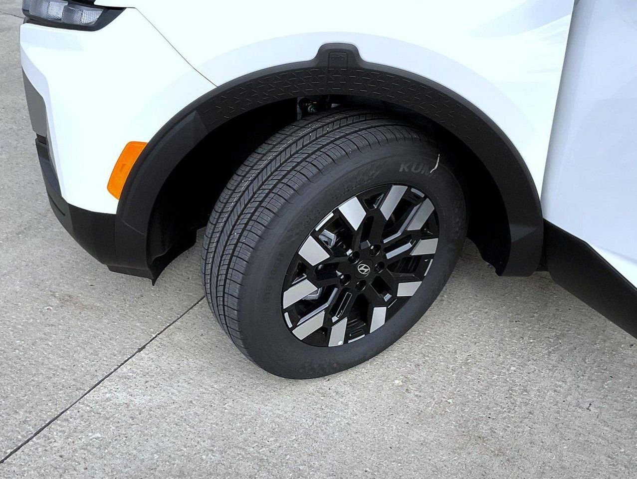 New 2026 White Hyundai SEL image 24