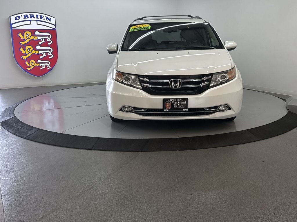 Used 2017 White Diamond Pearl Honda EX-L image 10
