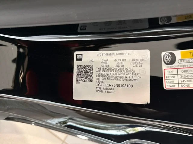 Used 2022 Black Chevrolet LT1 image 30