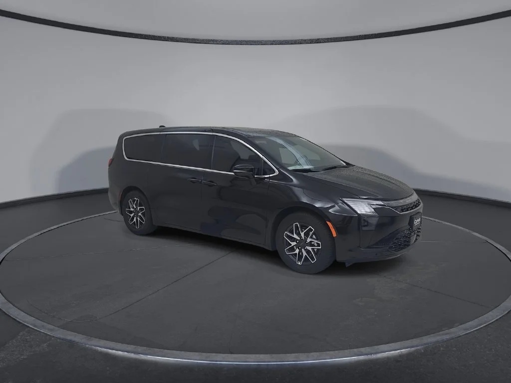New 2027 Diamond Black Crystal Pearl-Coat Paint Chrysler Limited image 2