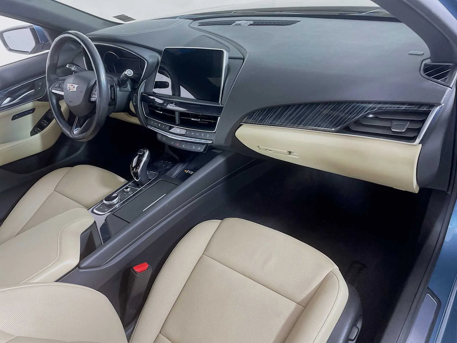 Used 2024 Midnight Steel Metallic Cadillac Premium Luxury image 27