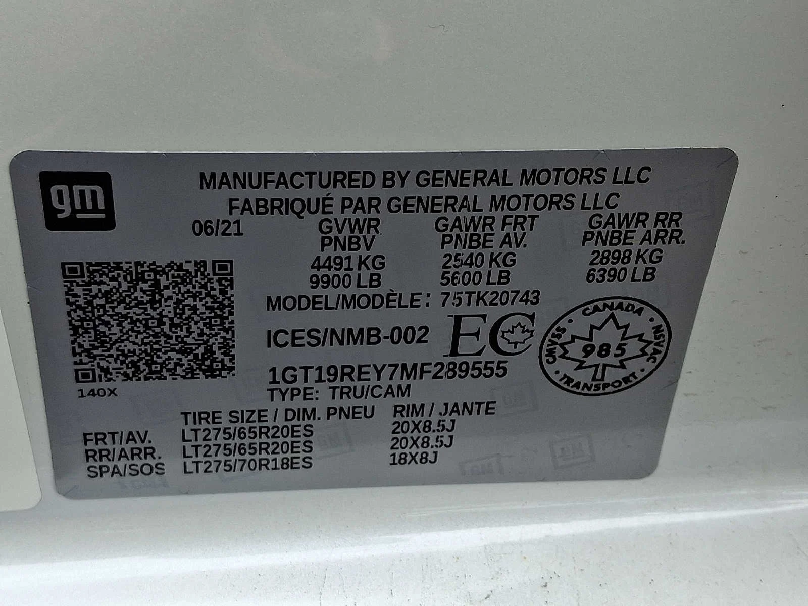 Used 2021 Summit White GMC Denali image 26