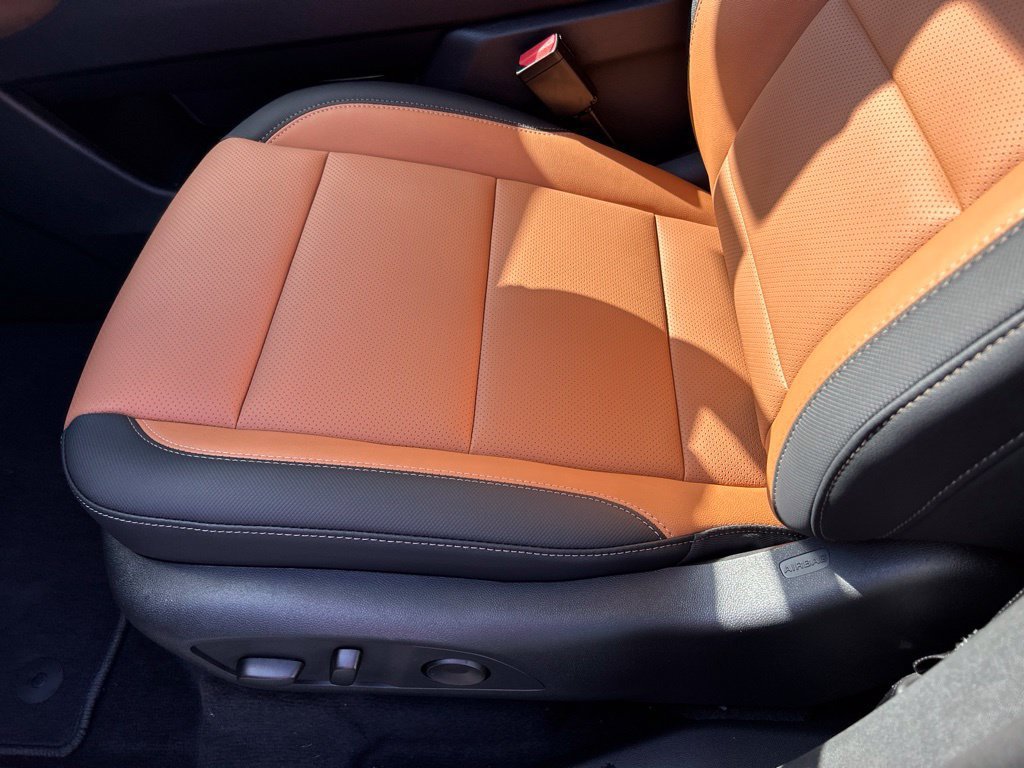 2027 Chevrolet Traverse Z71 - Photo 20