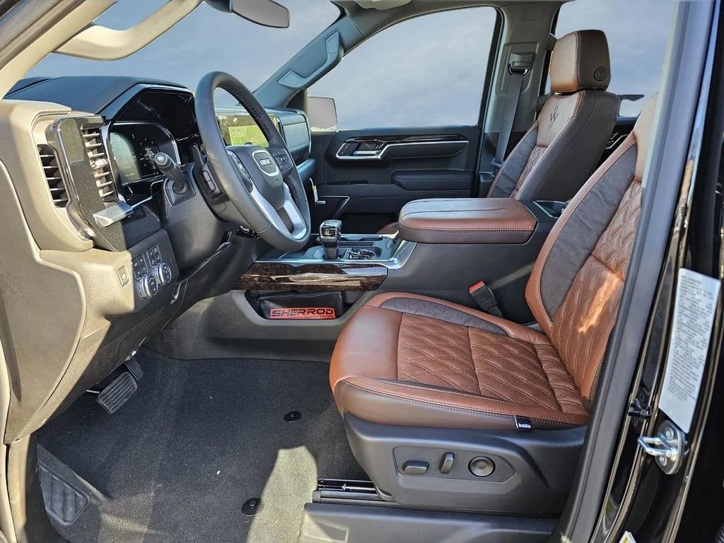 New 2026 Onyx Black GMC Elevation image 19