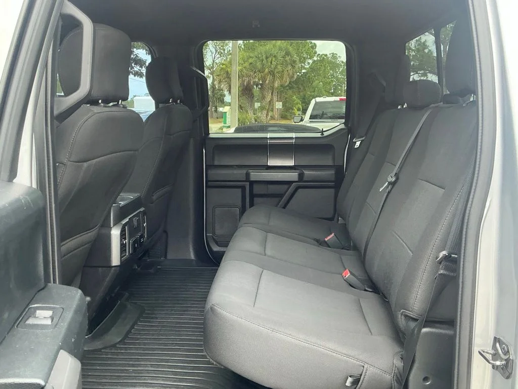 Used 2020 Silver Ford XLT image 36