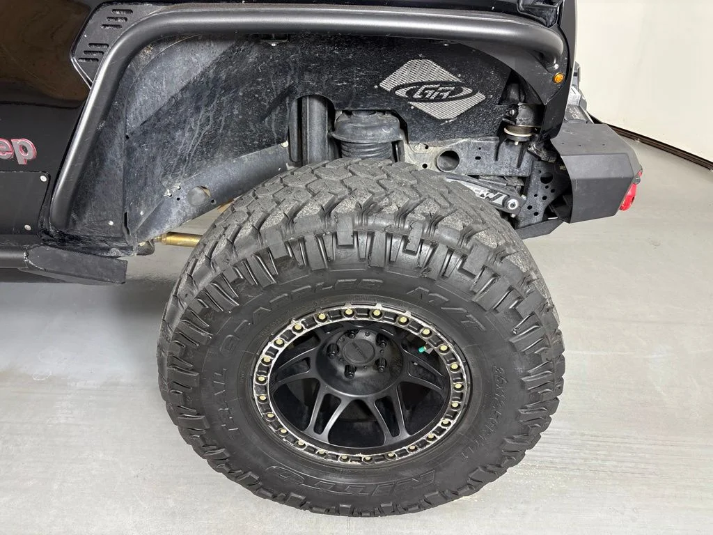 Used 2021 Black Jeep Unlimited Rubicon image 11