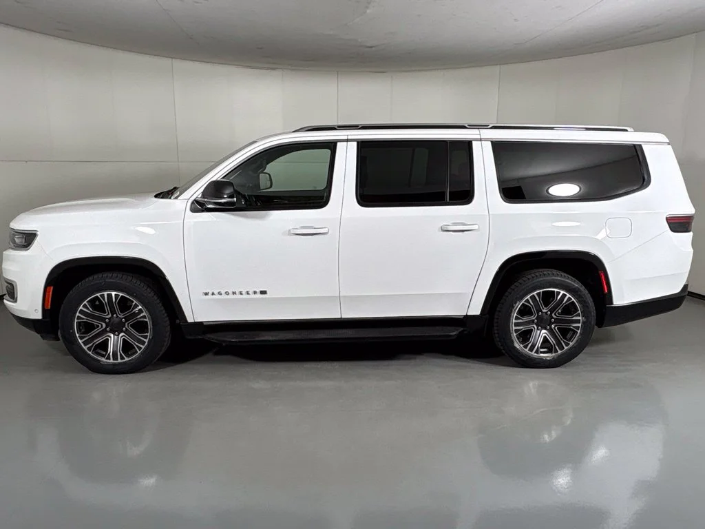 Used 2024 White Jeep Series II image 5