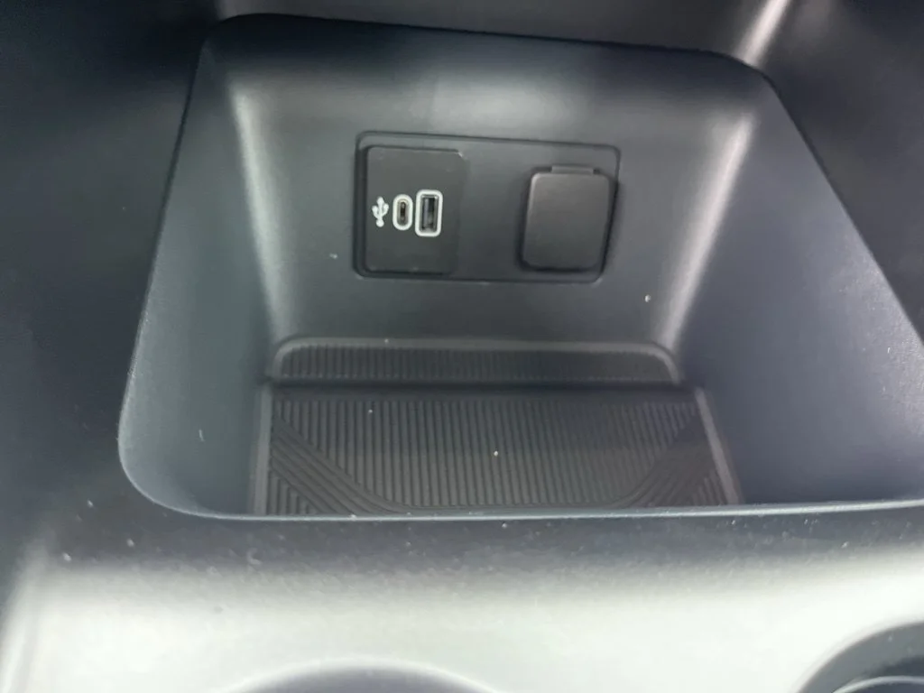 New 2026 Space White Metallic Ford Active image 20