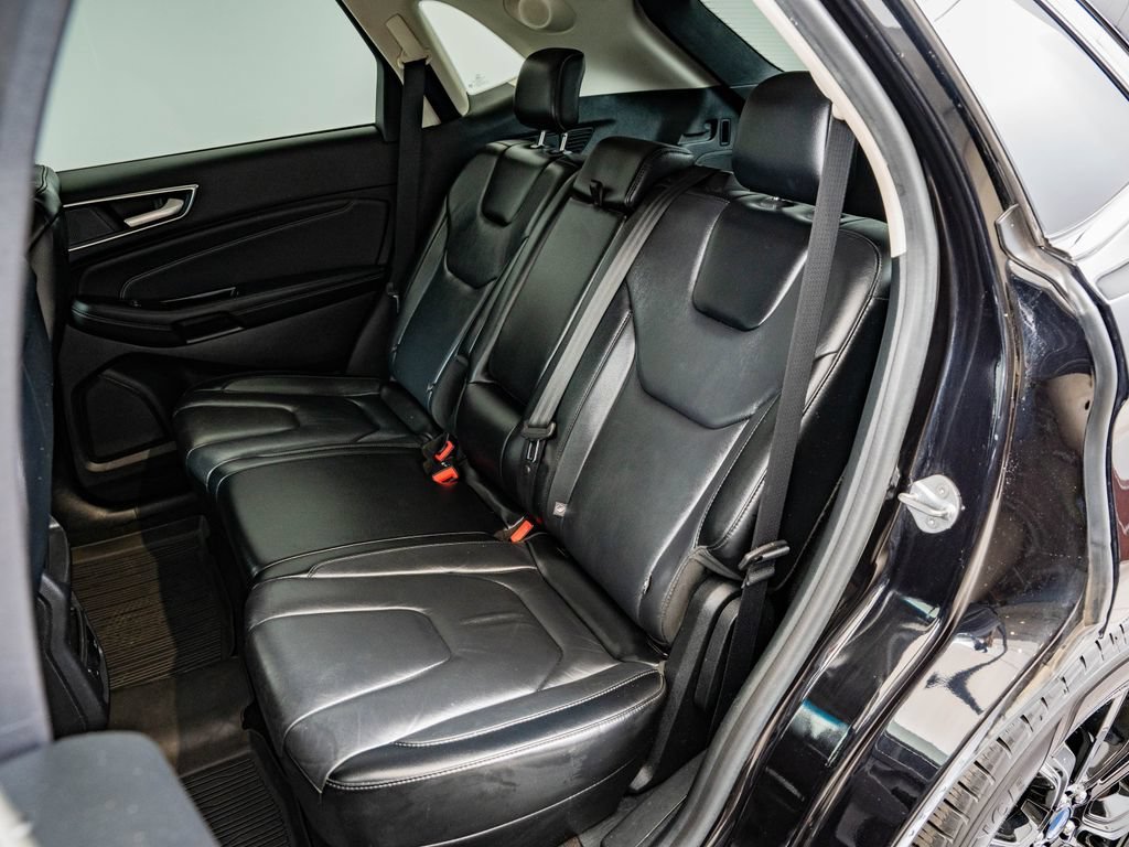 Used 2019 Agate Black Metallic Ford Titanium image 44