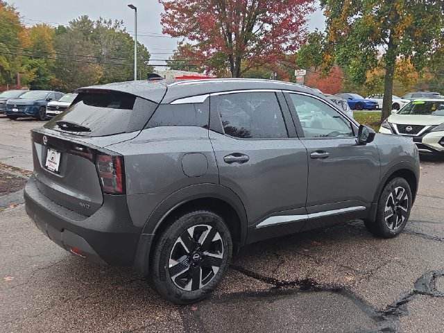 New 2027 Gray Nissan SV image 3