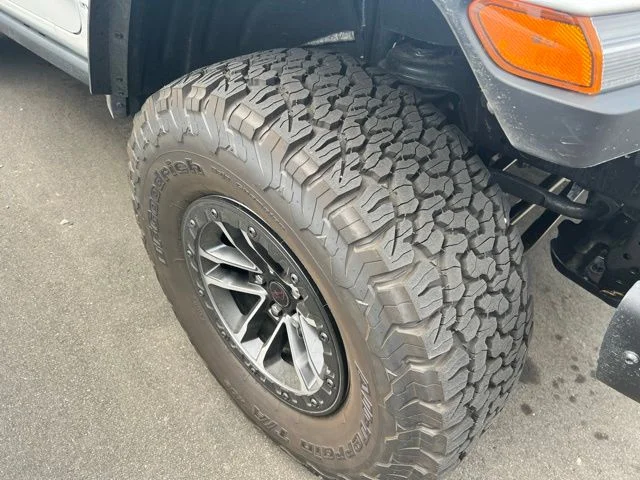 Used 2025 White Jeep Rubicon X image 10