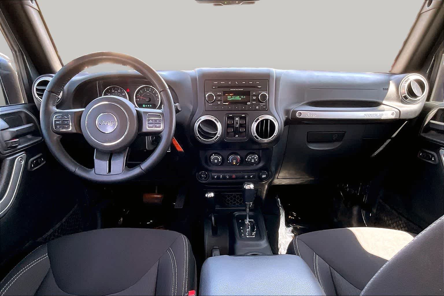 Used 2017 Rhino Clearcoat Jeep Sahara image 15