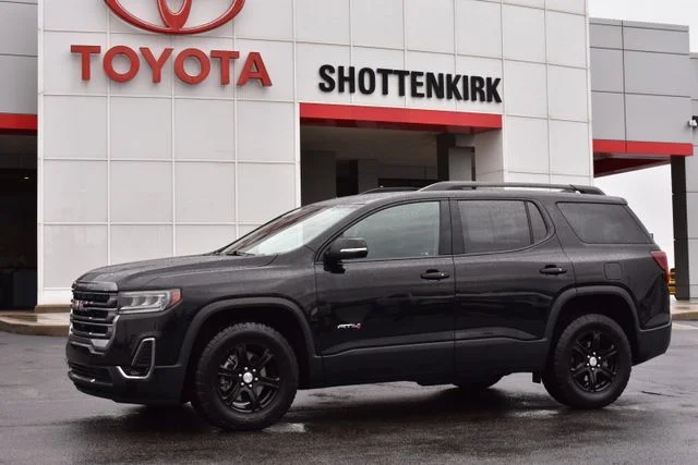 2023 GMC Acadia AT4