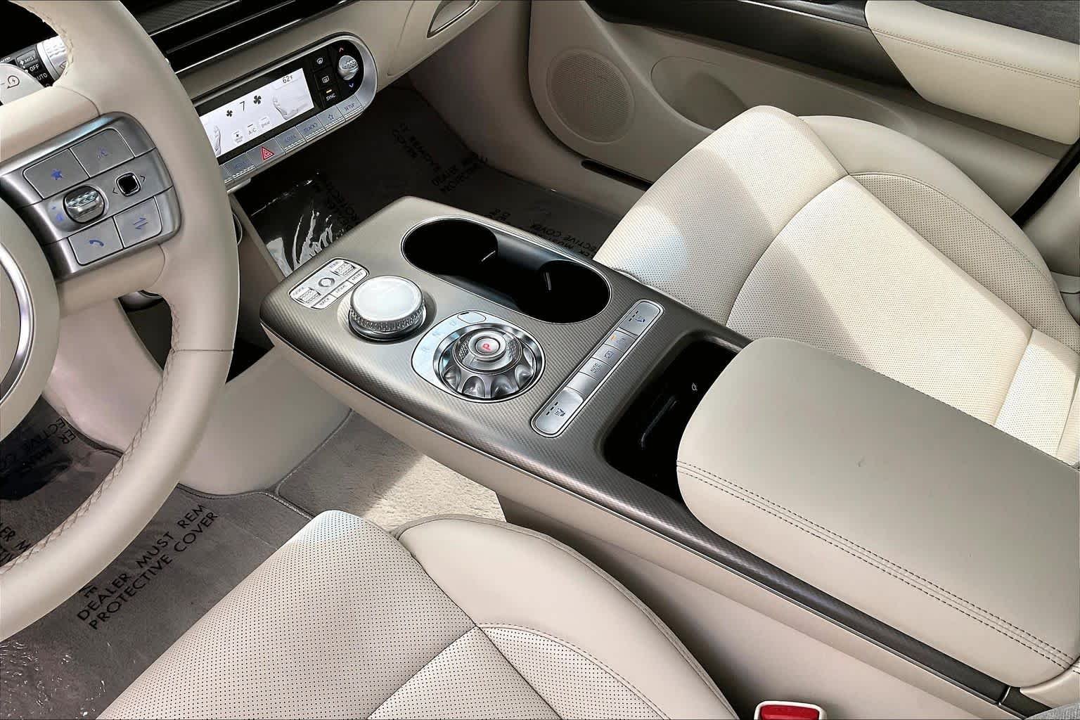 Used 2025 Mauna Red Genesis Standard image 16
