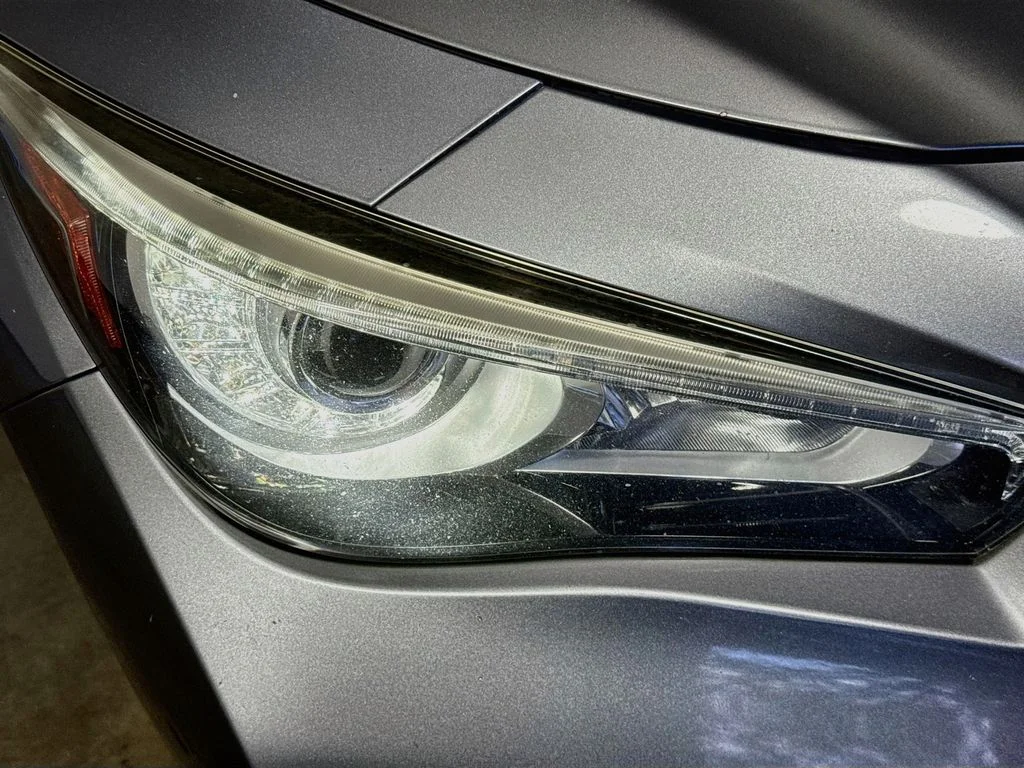 Used 2015 Gray INFINITI Sport image 39