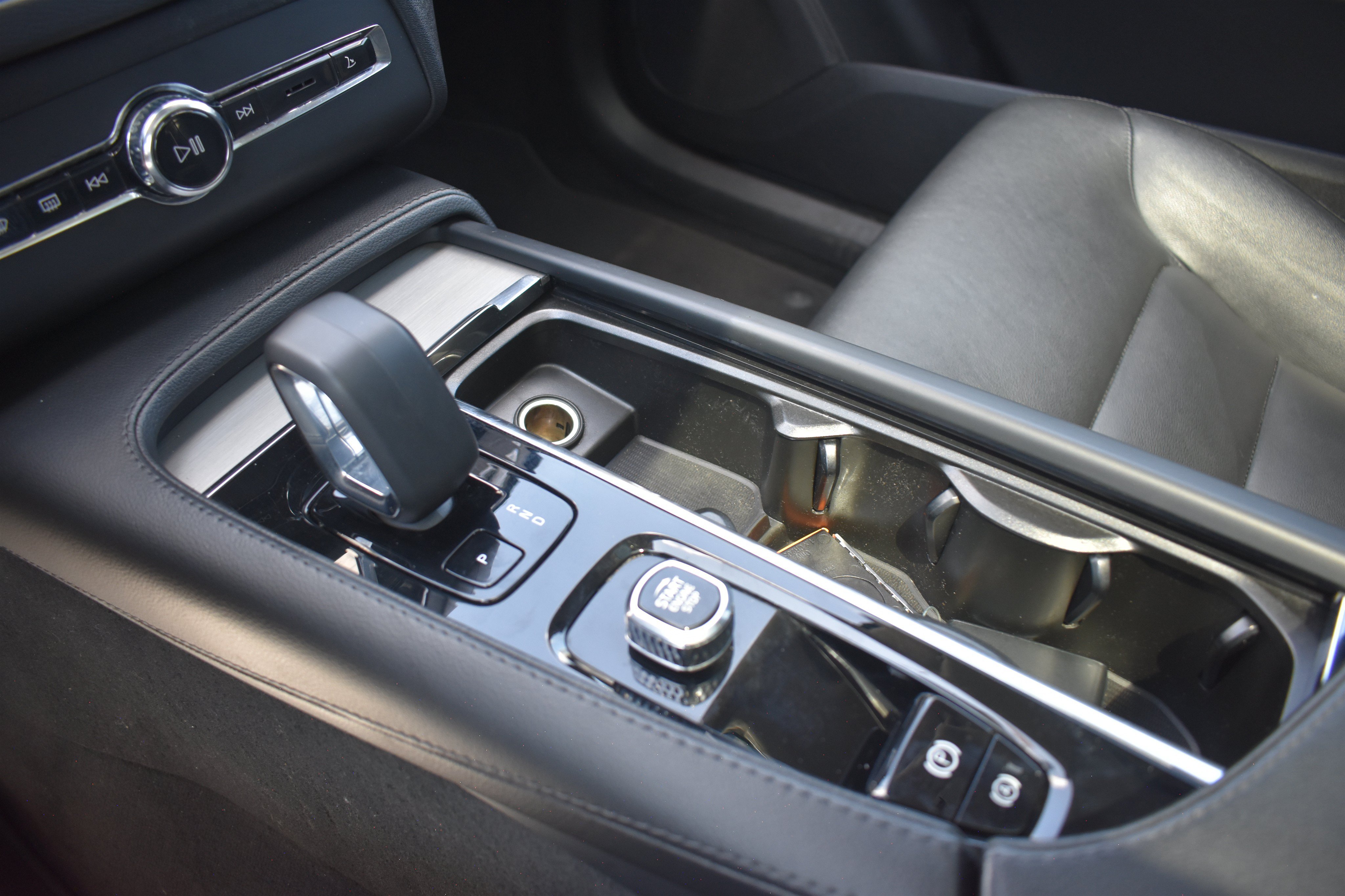 2023 Volvo XC90 Core - Photo 29