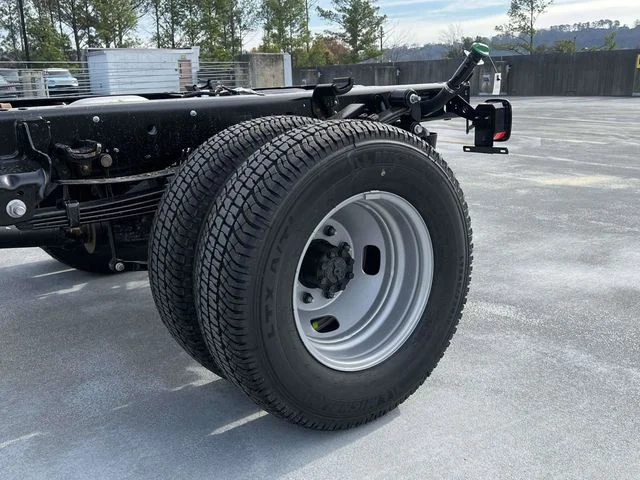 New 2026 Oxford White Ford F-350® XL image 9