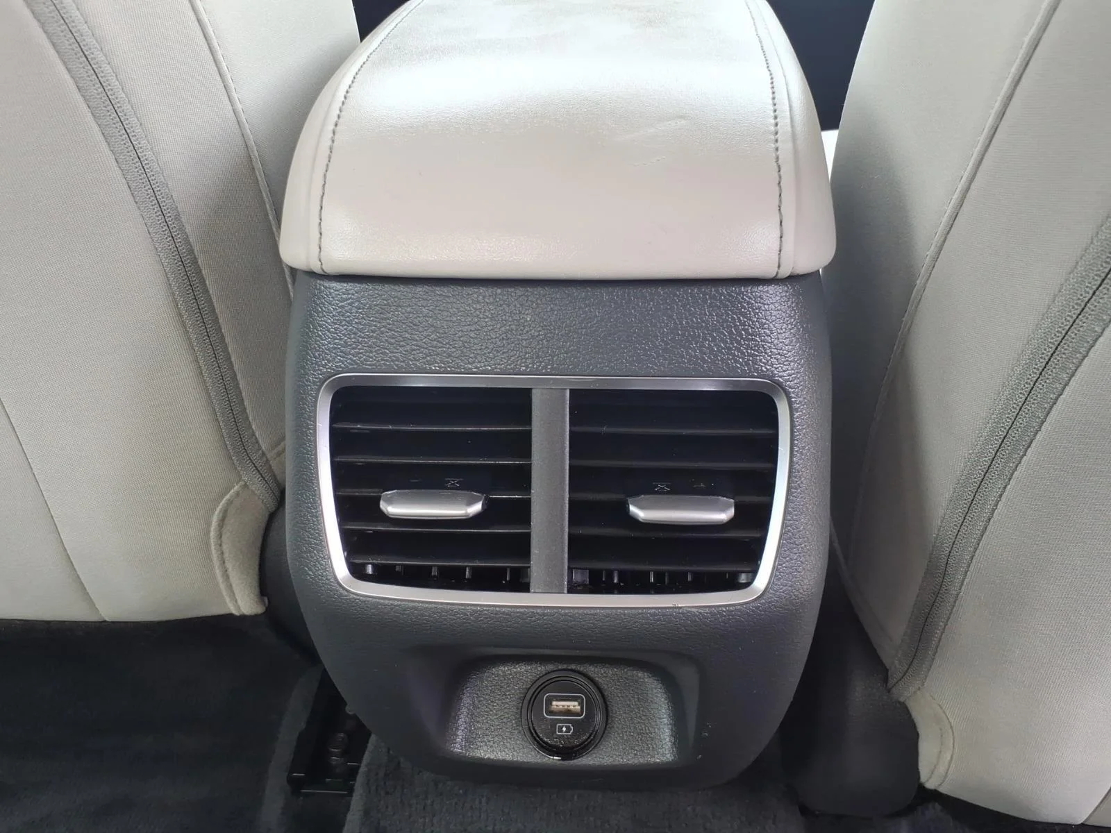 Used 2023 Portofino Gray Hyundai SEL image 22