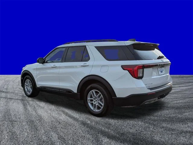New 2026 Star White Metallic Tri-Coat Ford Active image 6