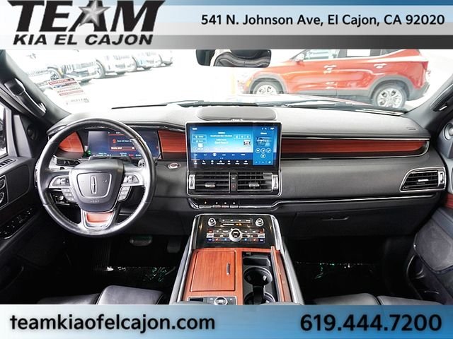 Used 2022 Black Lincoln Reserve image 23