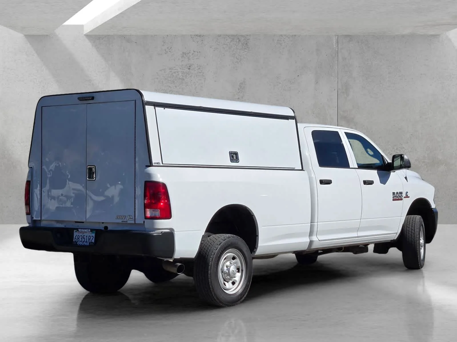 Used 2018  Ram Tradesman image 3