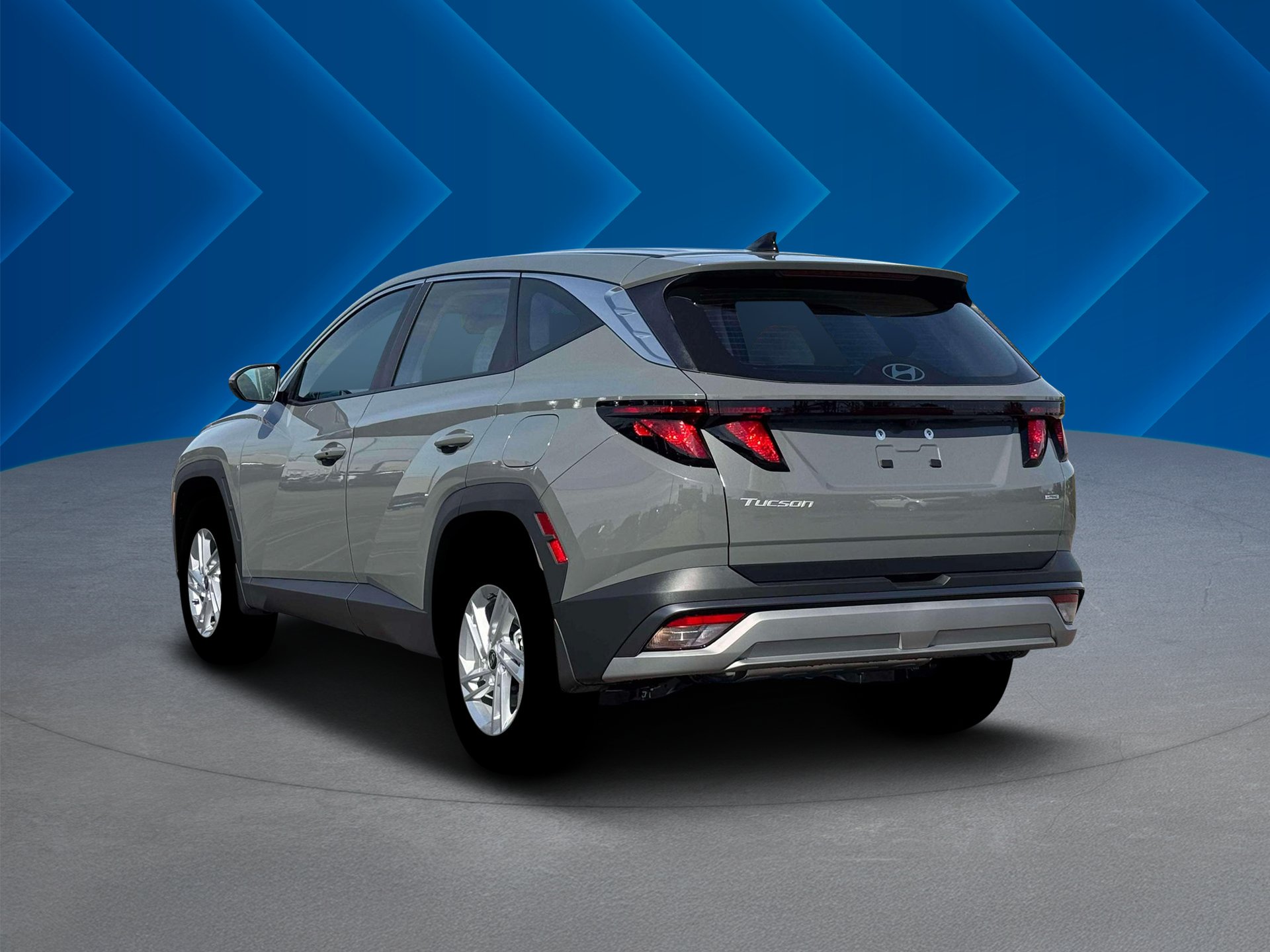 New 2026 Hampton Gray Hyundai SE AWD image 5