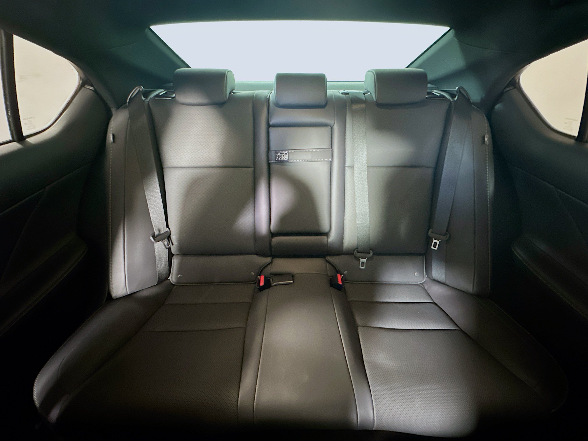 Used 2025 Incognito Lexus IS 350 F SPORT Design image 30