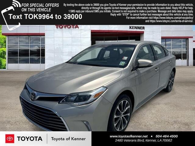 Used 2018 Creme Brulee Mica Toyota XLE image 1
