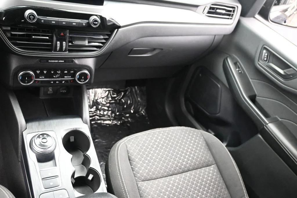 Used 2023 Black Ford Active image 15