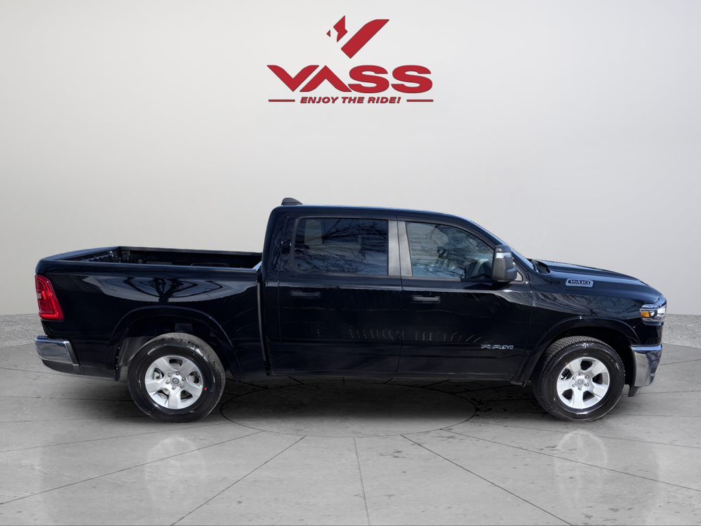 New 2026 Diamond Black Crystal Pearl-Coat Exterior Paint RAM Big Horn/Lone Star image 6