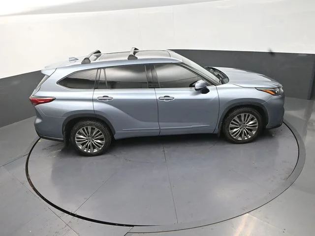 Used 2021 Blue Toyota Platinum image 30