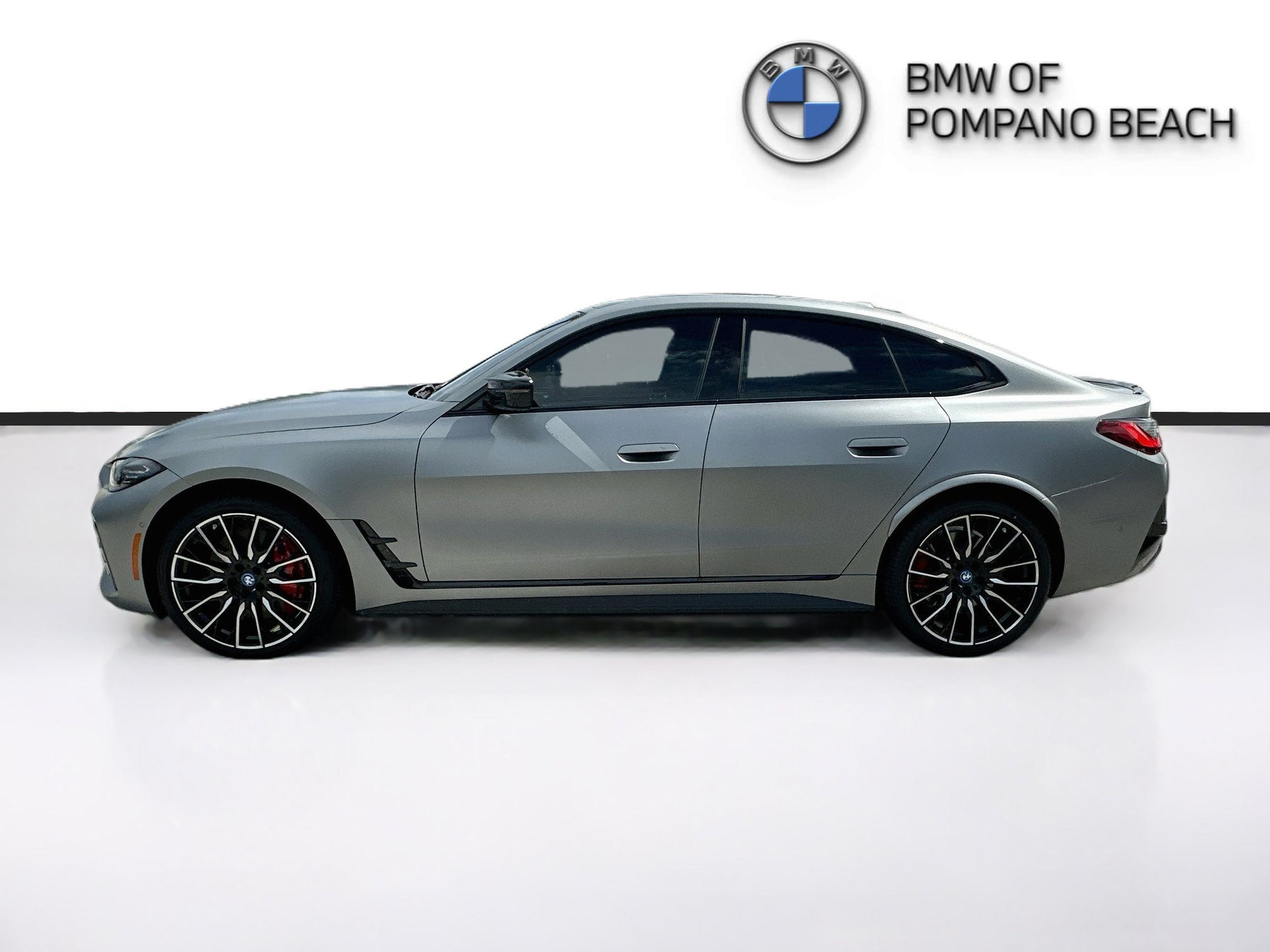 Certified Used 2023 Ind Frozen Pure Grey II Metallic BMW M50 image 4