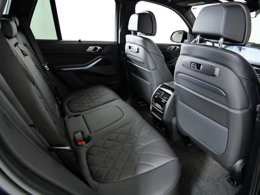 Used 2026 Carbon Black Metallic BMW xDrive50e image 27