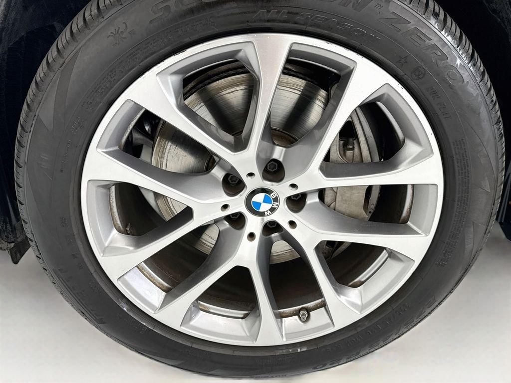2026 BMW X5 50e - Photo 29