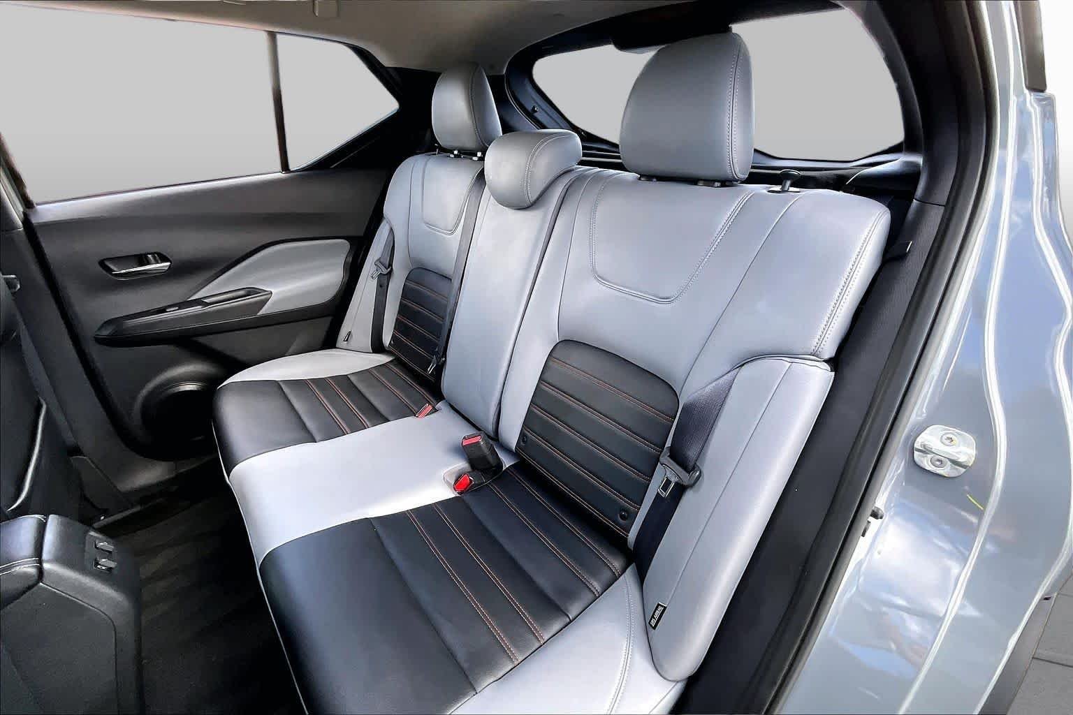 Used 2023 Boulder Gray Pearl Nissan SR image 21