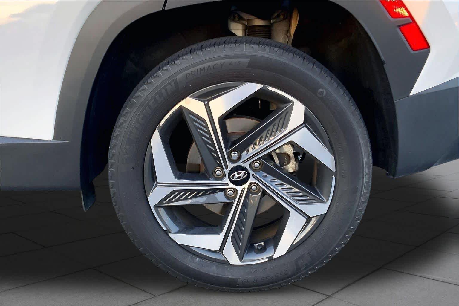 Used 2023 Serenity White Pearl Hyundai SEL image 19