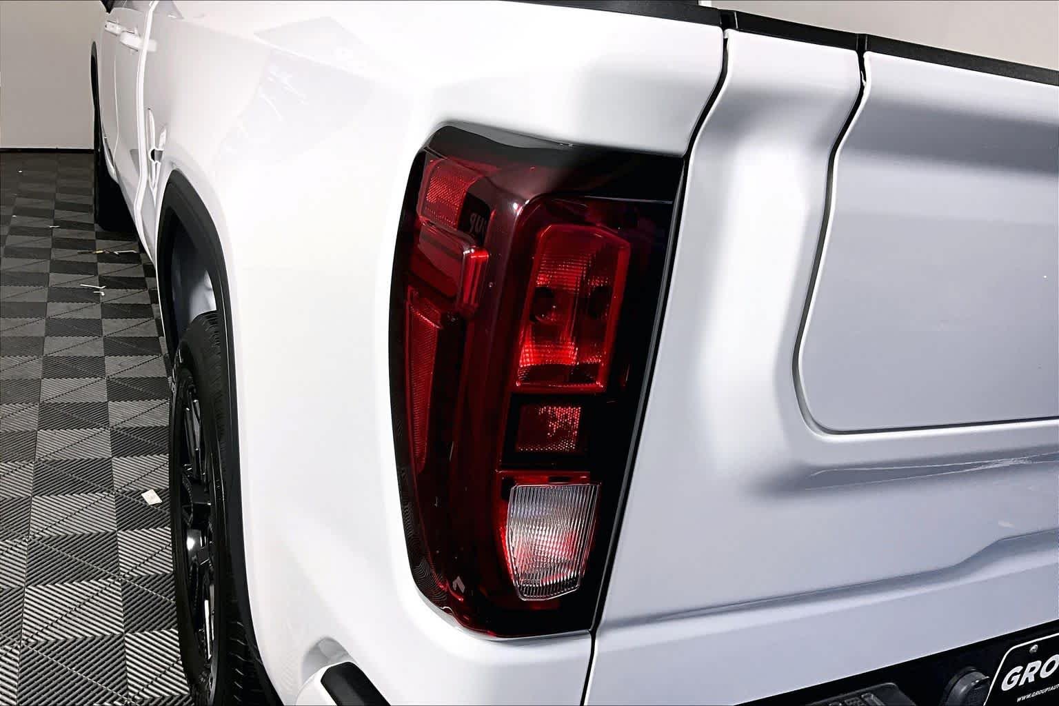 Used 2023 Summit White GMC Elevation image 29