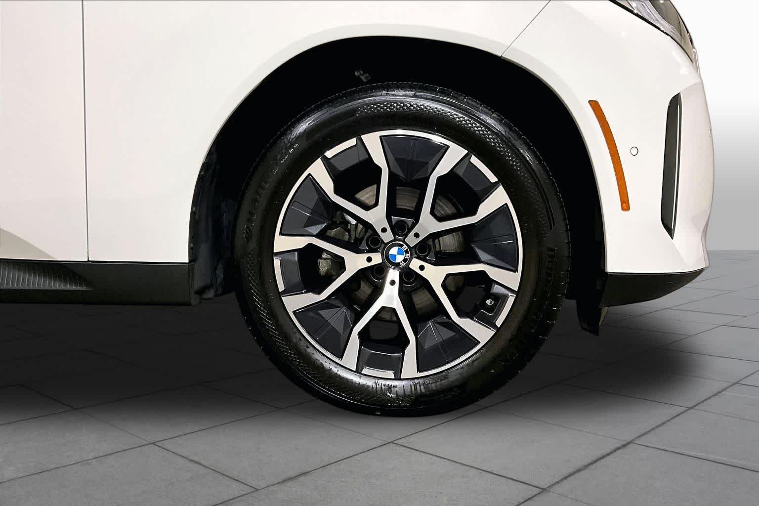 Used 2025 Alpine White BMW 30 xDrive image 10