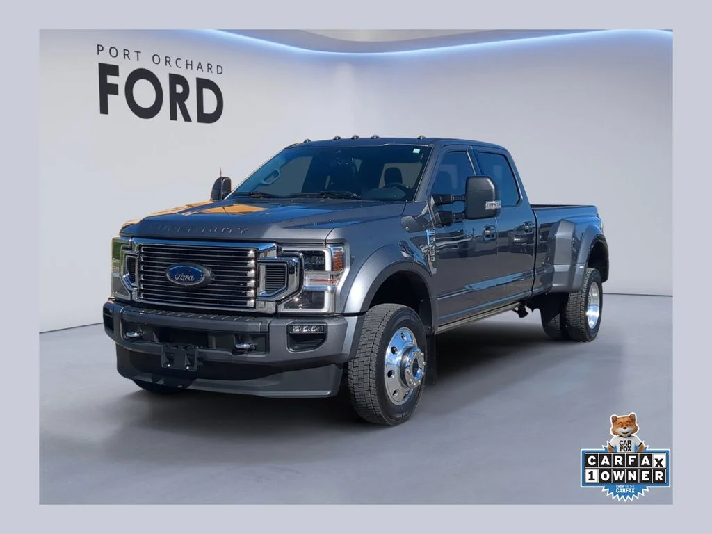 Used 2022 Gray Ford Platinum image 1